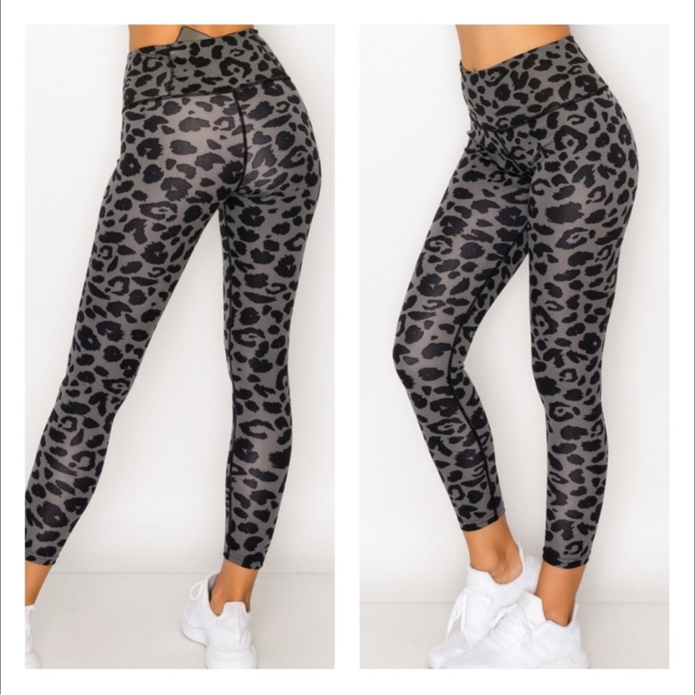 Kimberly High Waist Leopard Leggings Women Color Black & Gray Size S